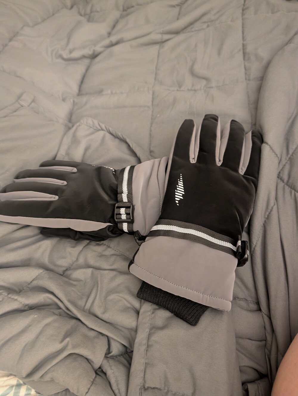 Black & Gray Insulated Winter Gloves